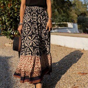 Black Boho Women's Floral Print Ruffled Hem Long Skirt